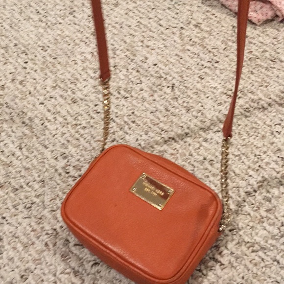 Micheal Kores purse - Picture 7 of 9